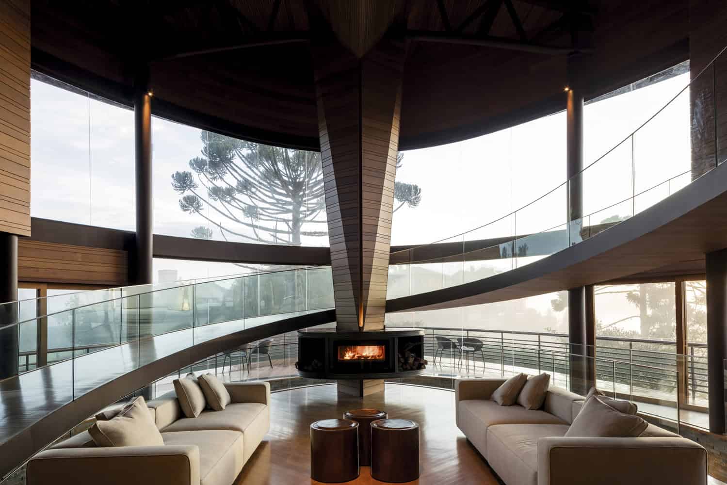 Pinhão House by Mareines Arquitetura: An Organic Luxury Villa Among Brazil’s Mountains