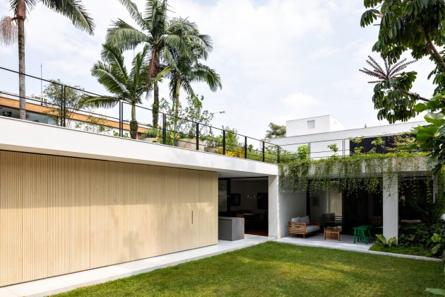 RLF House by CR2 Arquitetura in Sao Paulo, Brazil