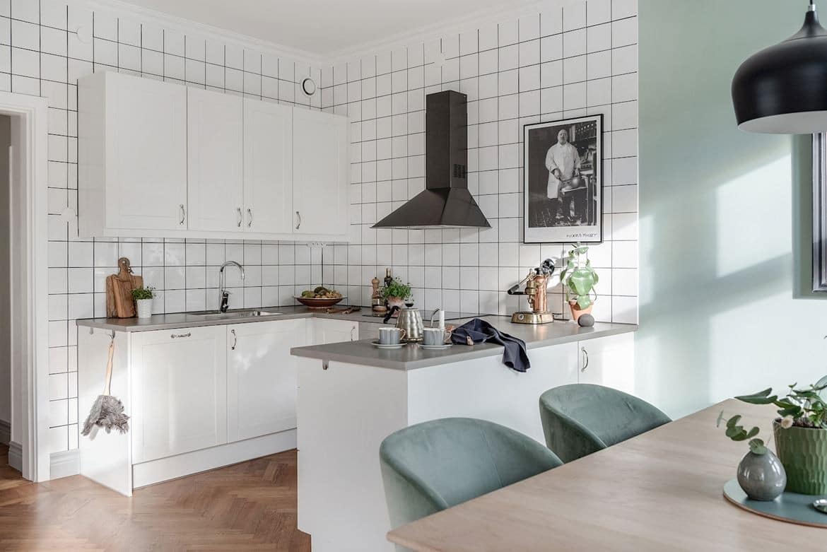 Harmonic Mint Color Dinning Room and Soft Earthy Tones for the Home of Your Dreams Harmonic Mint Color Dinning Room and Soft Earthy Tones for the Home of Your Dreams