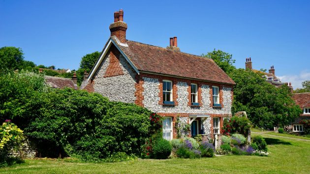 How to Maintain an Older Home for Years to Come