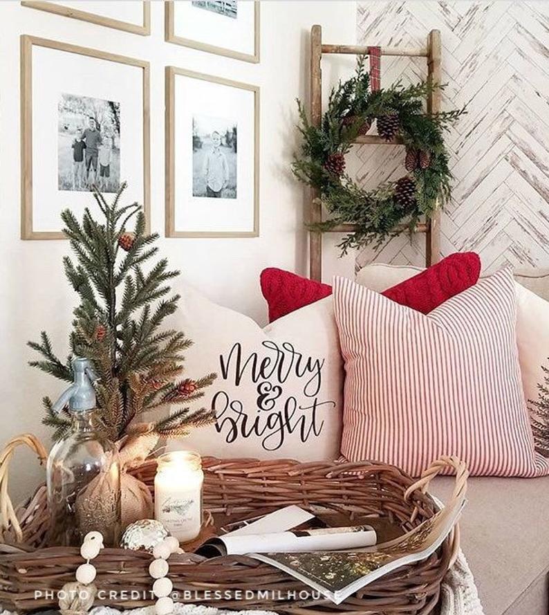 15 Charming Christmas Pillow Designs That Can Make A Beautiful Gift
