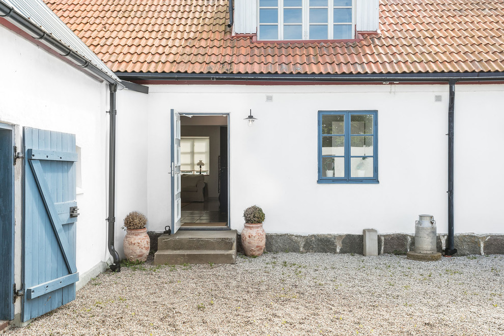 15 Simplistic Scandinavian Entryway Designs For Any Home
