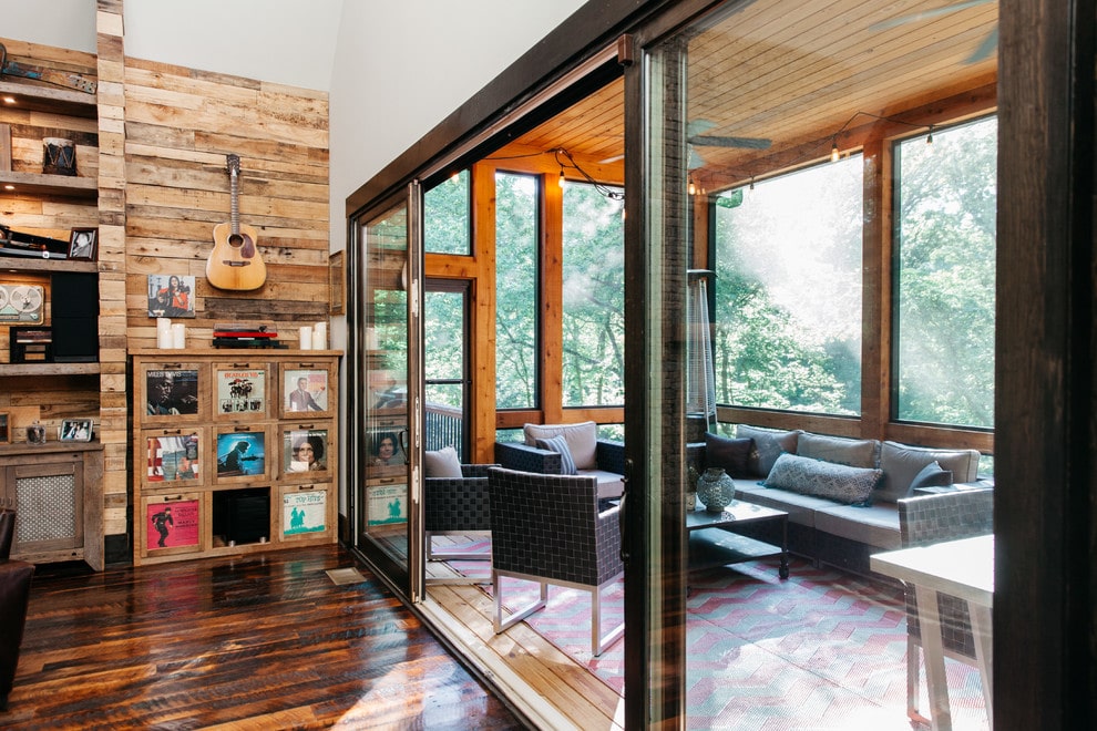 15 Staggering Rustic Sunroom Designs You Would Never Get Tired Of