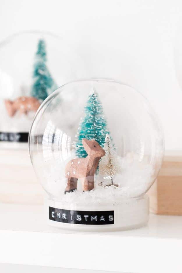15 Whimsical DIY Snow Globes To Make For The Season