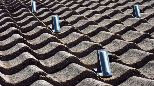 Choosing The Best Roofing Material For Your Home's New Roof