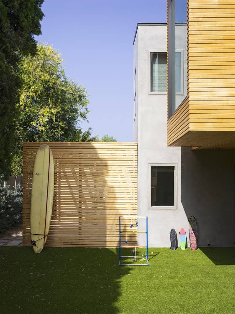 30th Street House by Blue Truck Studio in Manhattan Beach, California 30th Street House by Blue Truck Studio in Manhattan Beach, California