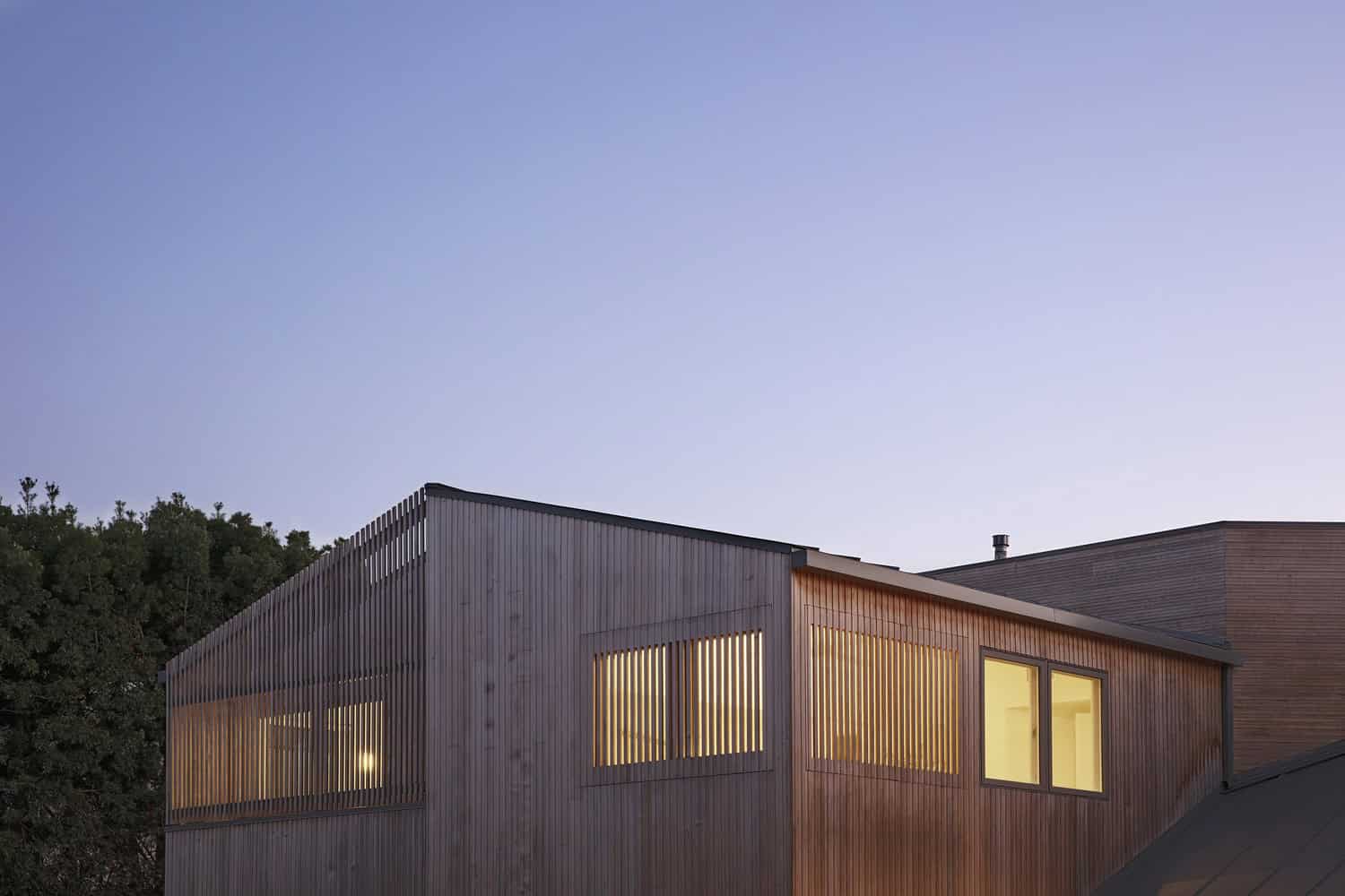 30th Street House by Blue Truck Studio in Manhattan Beach, California 30th Street House by Blue Truck Studio in Manhattan Beach, California