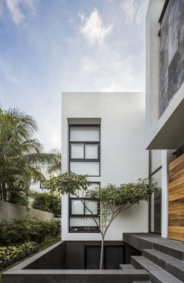 Cannes House by TAFF Arquitectos in Cancun, Mexico