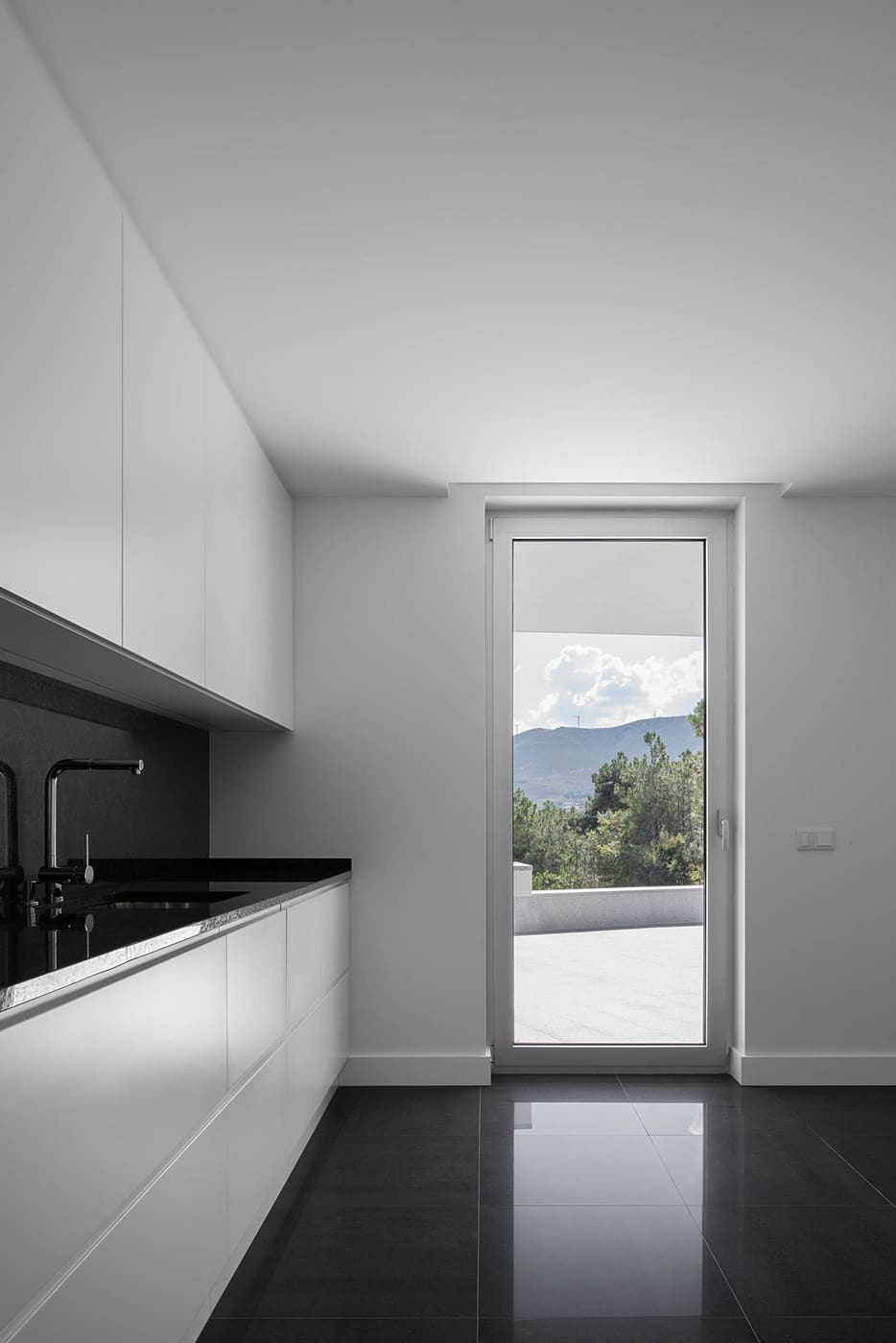 House in Lamego by Antonio Ildefonso Architect in Portugal House in Lamego by Antonio Ildefonso Architect in Portugal