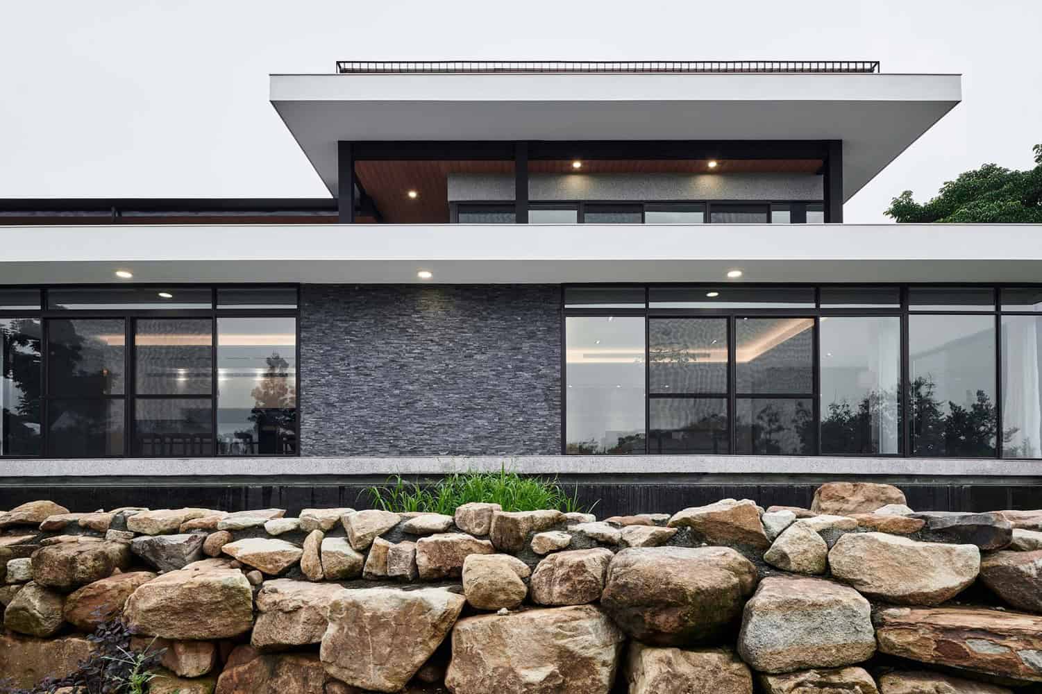 House of Platforms by YD Architects in Taiwan House of Platforms by YD Architects in Taiwan