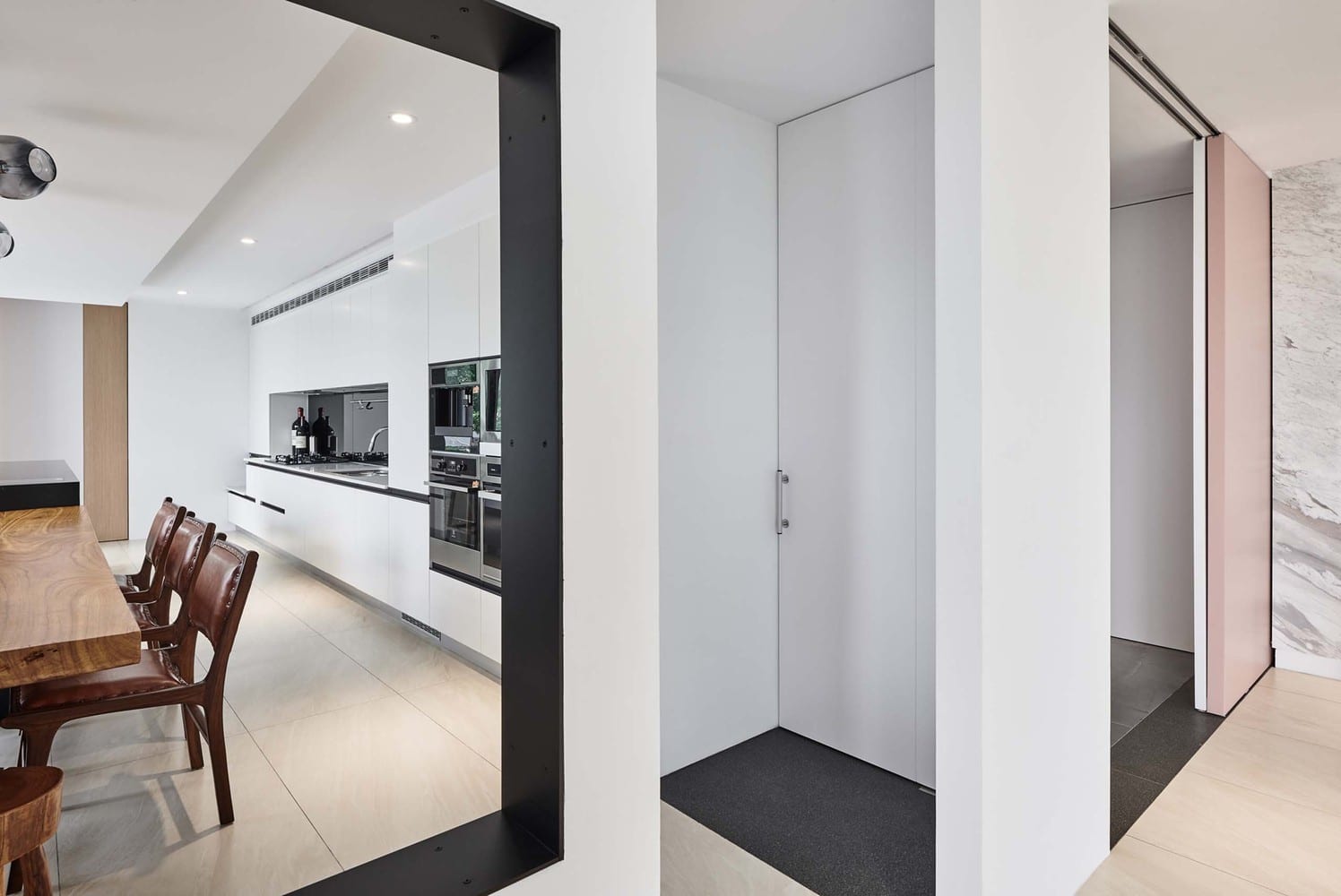 House of Platforms by YD Architects in Taiwan House of Platforms by YD Architects in Taiwan