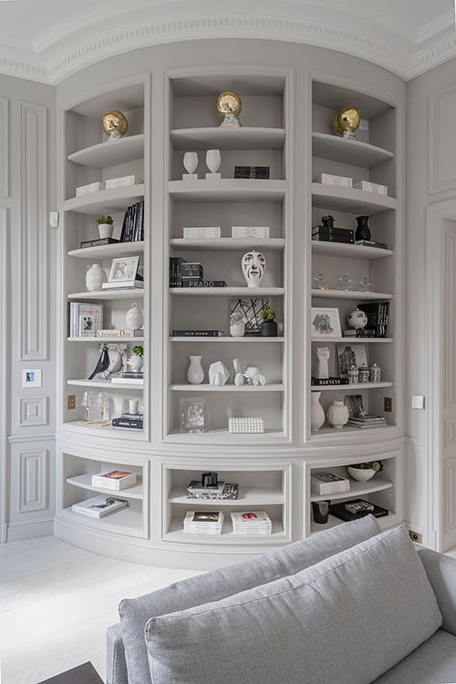 Modern Meets Traditional in This Paris Home