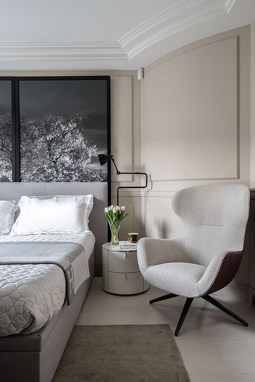 Modern Meets Traditional in This Paris Home