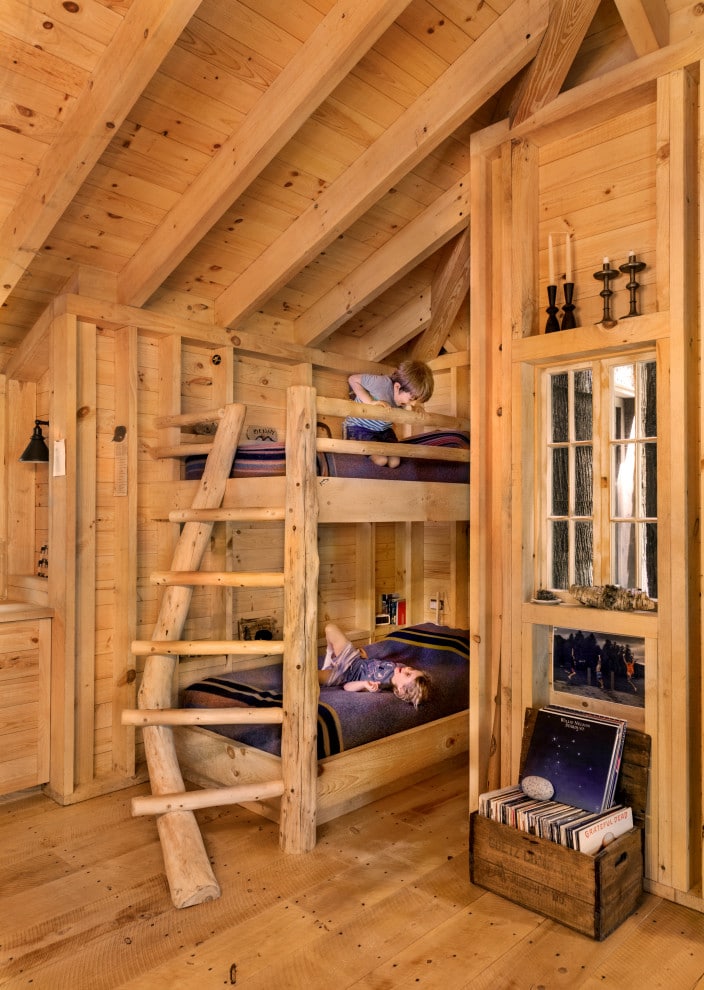 16 Wonderful Rustic Kids' Room Designs For Your Mountain Cabin
