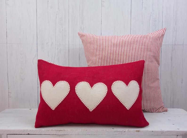 17 Adorable Valentine's Day Pillow And Cover Designs To Gift
