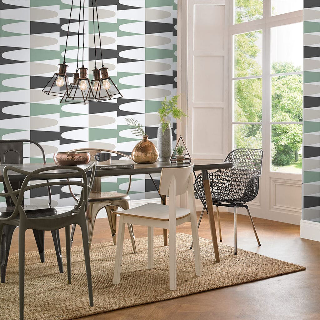 A little vintage look thanks to the dining room wallpaper A little vintage look thanks to the dining room wallpaper
