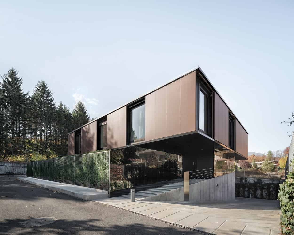 Eclipse House by I/O Architects in Sofia, Bulgaria Eclipse House by I/O Architects in Sofia, Bulgaria