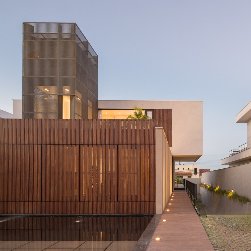 LA House by Esquadra Arquitetos + Yi Arquitetos in Brasilia, Brazil LA House by Esquadra Arquitetos + Yi Arquitetos in Brasilia, Brazil