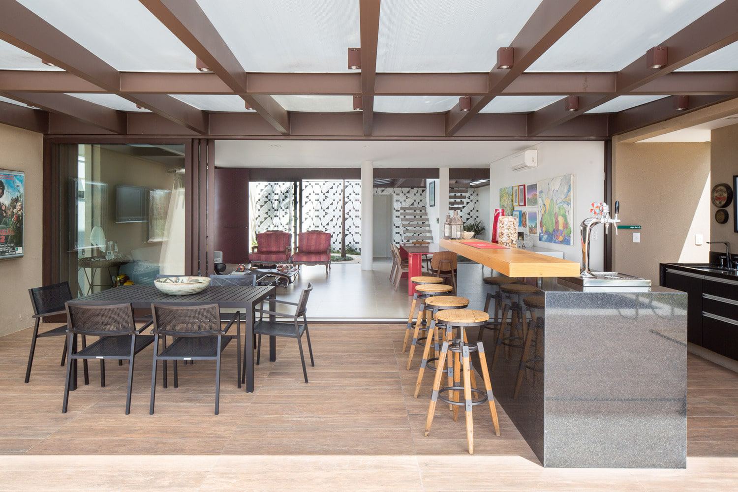 LA House by Esquadra Arquitetos + Yi Arquitetos in Brasilia, Brazil LA House by Esquadra Arquitetos + Yi Arquitetos in Brasilia, Brazil