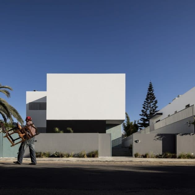 Villa Agava by Driss Kettani in Casablanca, Morocco