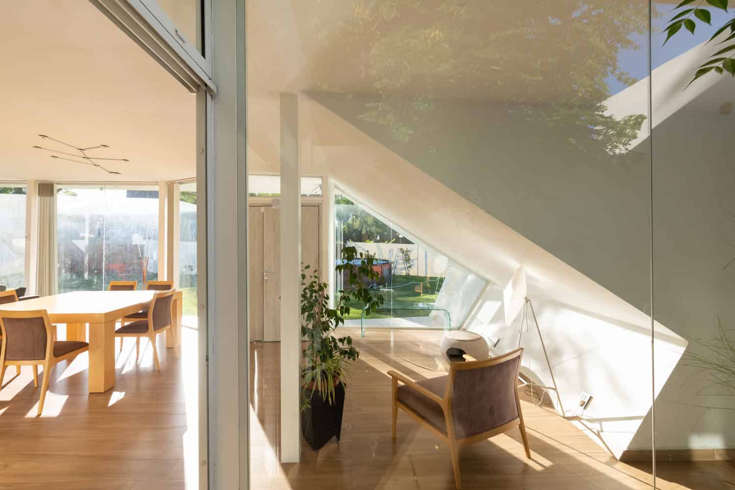 X House by Sincresis Arquitectos in Cordoba, Argentina