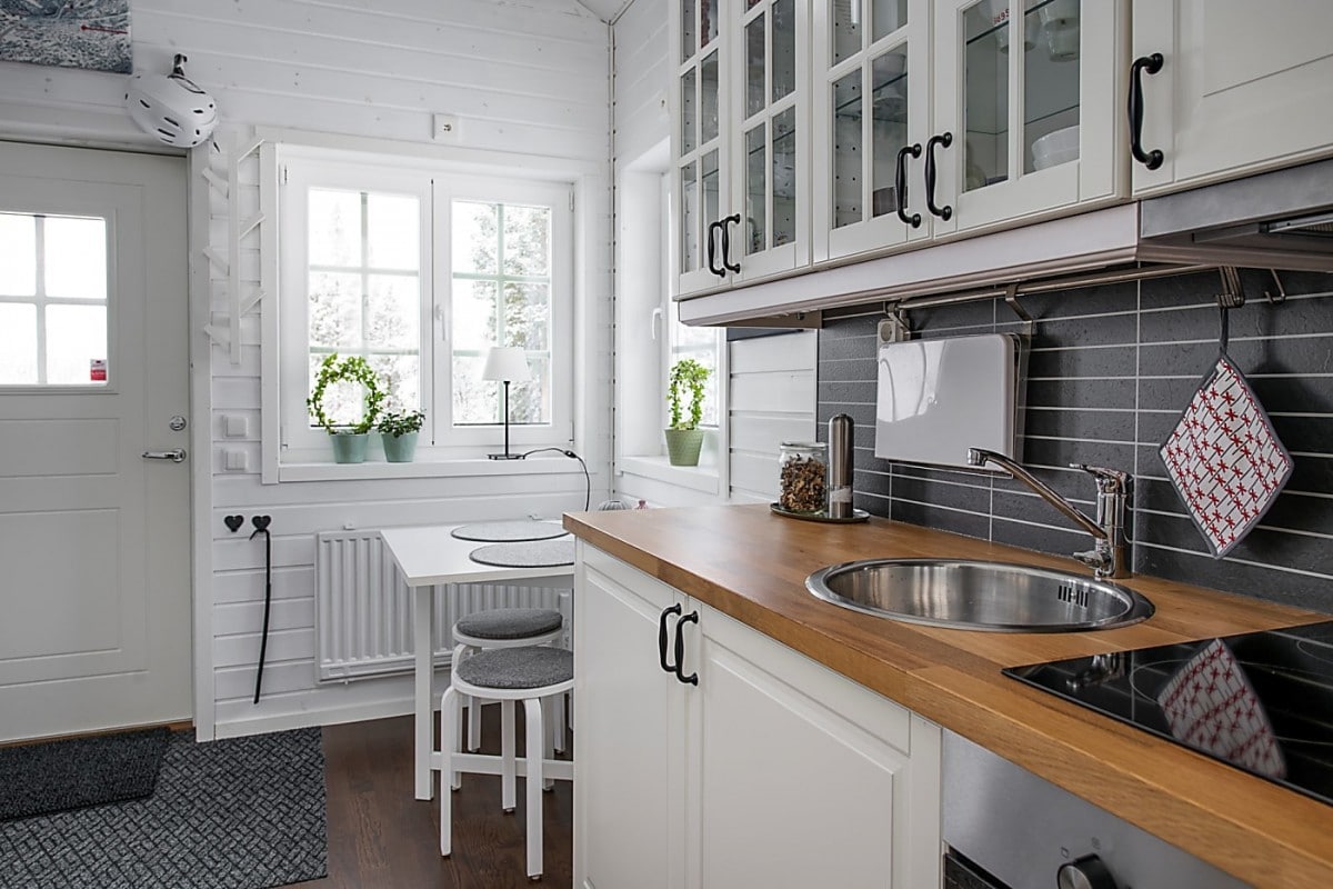 Beautiful Black Cabin In The Swedish Mountains Beautiful Black Cabin In The Swedish Mountains