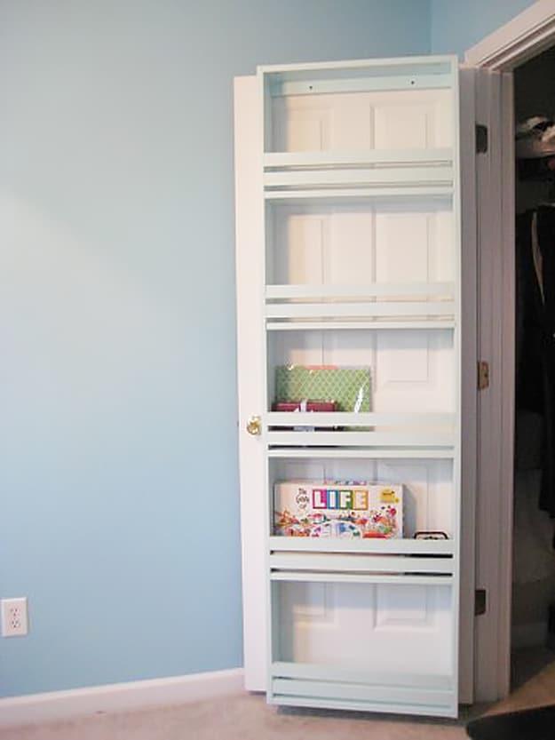 15 Space-Saving Closet Makeover Hacks You Must Try