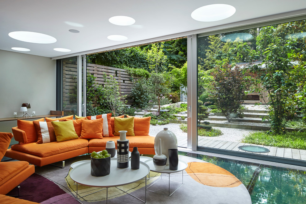 16 Pretty & Bright Modern Sunroom Interiors For Any Season