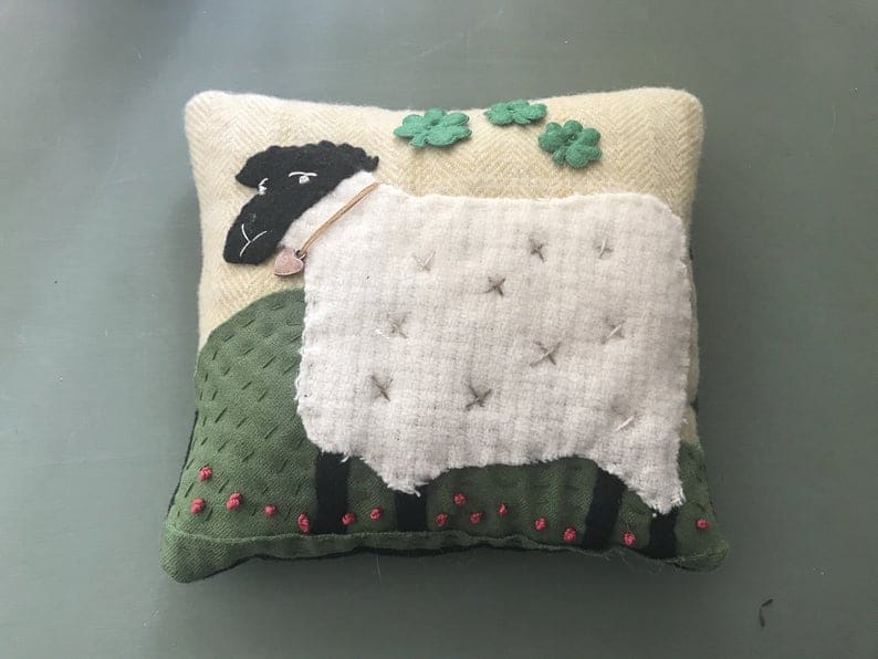 16 Whimsical St. Patrick's Day Pillow Designs For Your Sofa