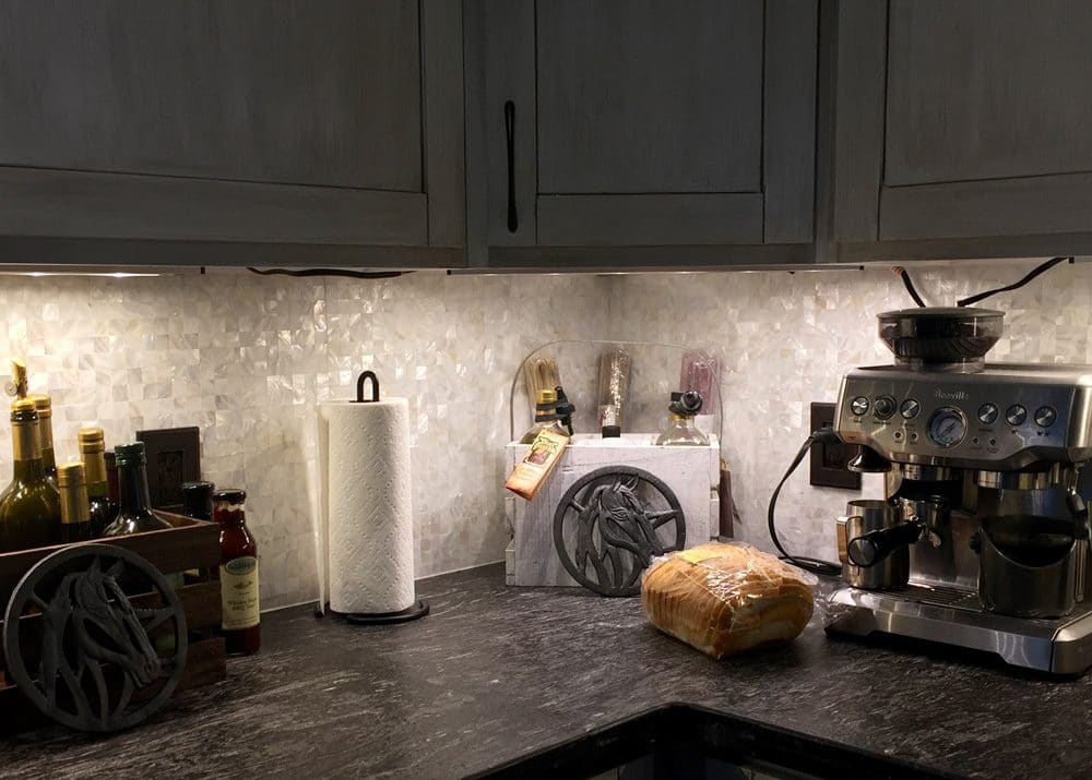 14 Fascinating Backsplash Designs That Are Trendy This Season 14 Fascinating Backsplash Designs That Are Trendy This Season