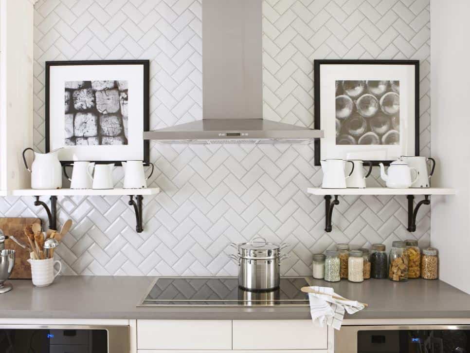 14 Fascinating Backsplash Designs That Are Trendy This Season 14 Fascinating Backsplash Designs That Are Trendy This Season