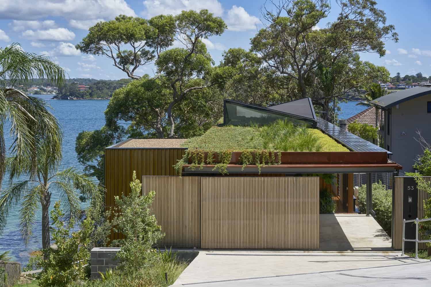 Bundeena Beach House by Grove Architects near Sydney, Australia Bundeena Beach House by Grove Architects near Sydney, Australia