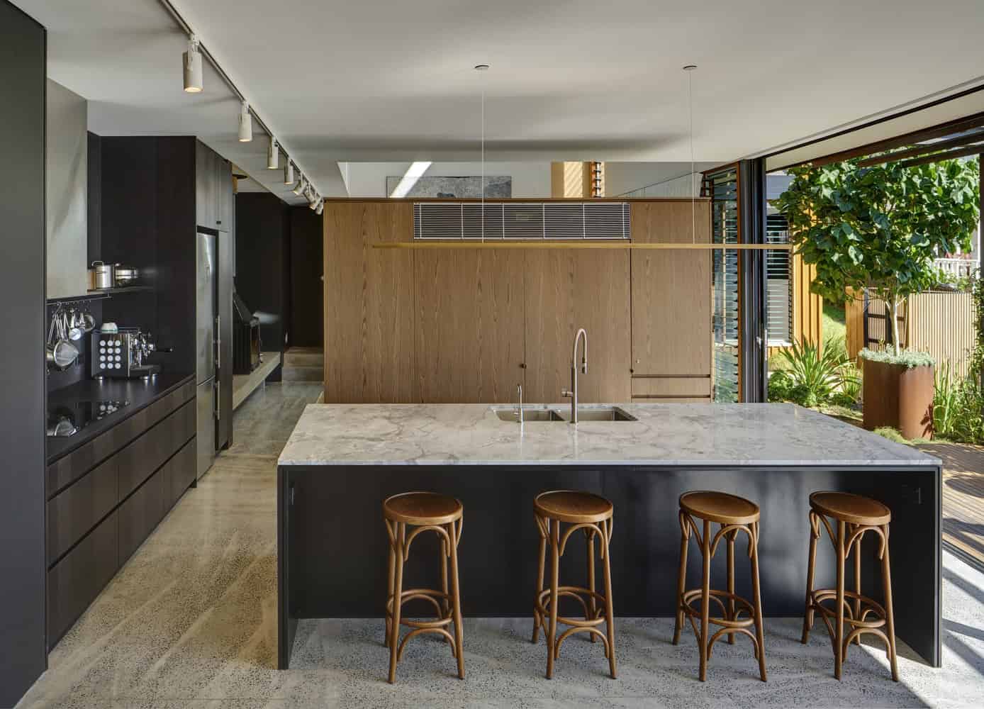 Bundeena Beach House by Grove Architects near Sydney, Australia Bundeena Beach House by Grove Architects near Sydney, Australia