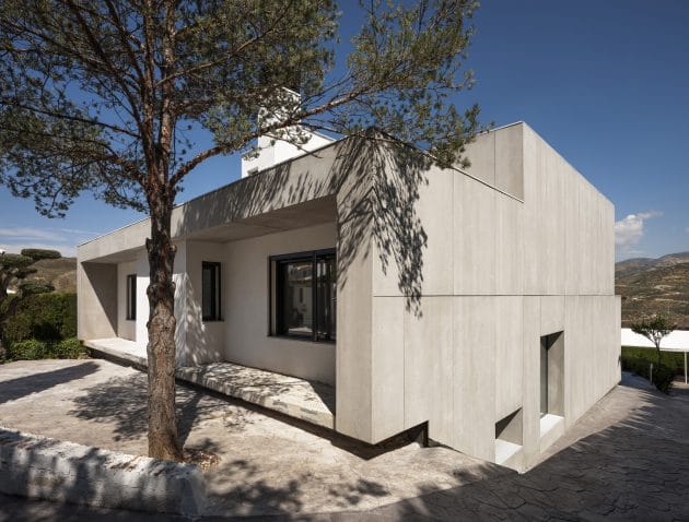 C&C House by Arias Recalde Taller de Arquitectura in Dudar, Spain