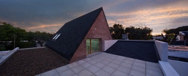 House in La Pampa by Hernan Gastelu in Casilda, Argentina