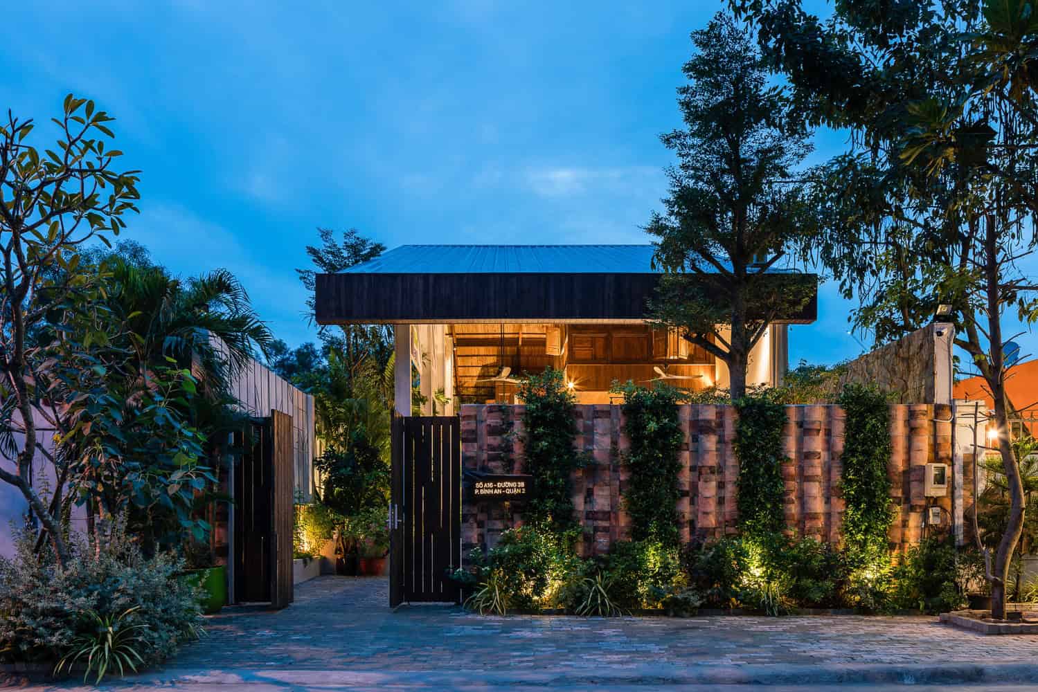 Nest House by QBi Corp. in Vietnam Nest House by QBi Corp. in Vietnam