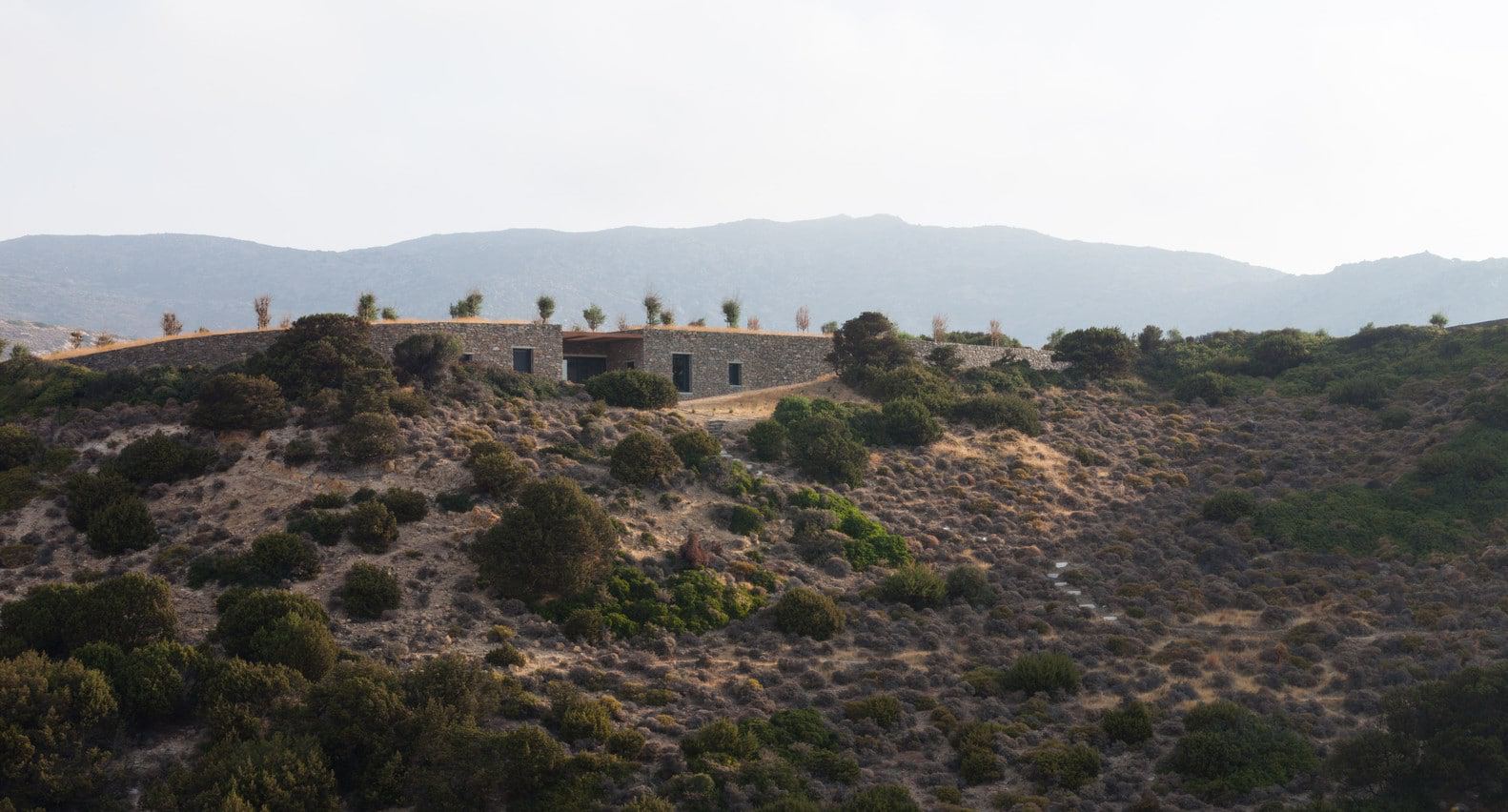 Voronoi's Corrals by decaARCHITECTURE on the Island of Milos, Greece Voronoi's Corrals by decaARCHITECTURE on the Island of Milos, Greece