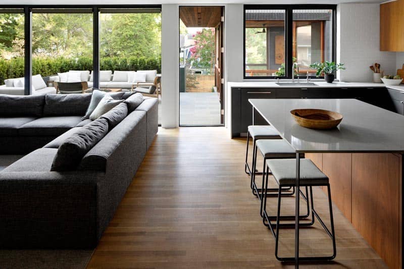 Before & After – Modern Reform of a 60’s American House