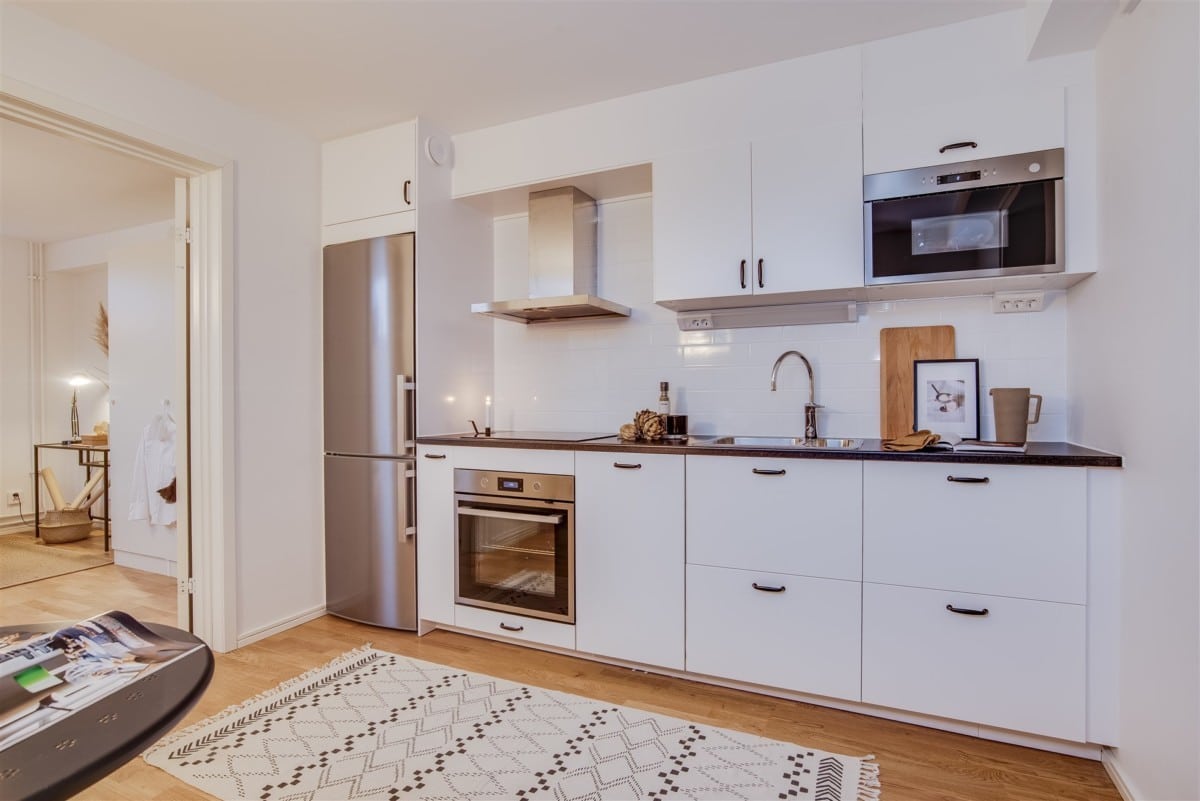 The Perfect Basement Apartment The Perfect Basement Apartment