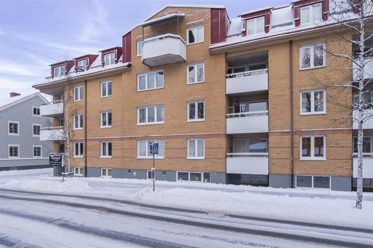 The Perfect Basement Apartment The Perfect Basement Apartment