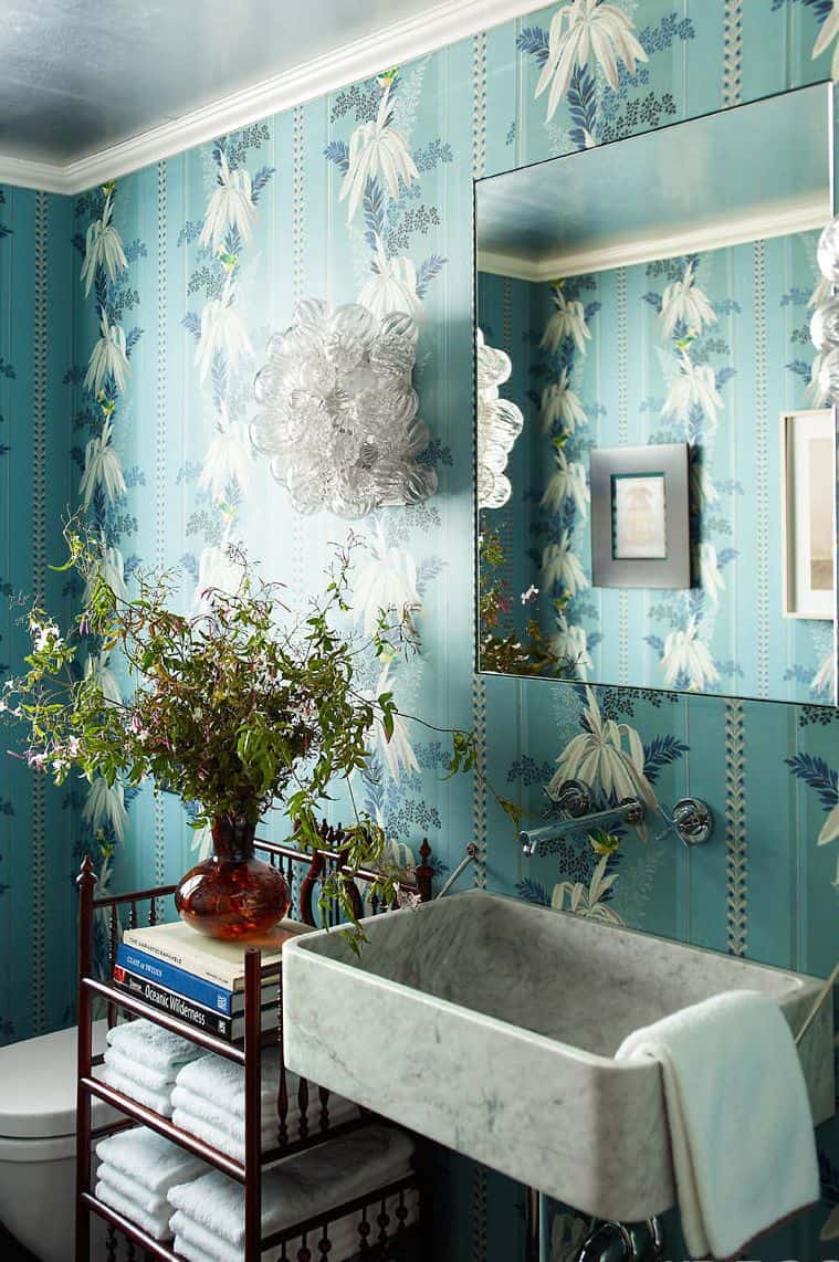 Unique Small Bathrooms That Make Brilliant Spaces