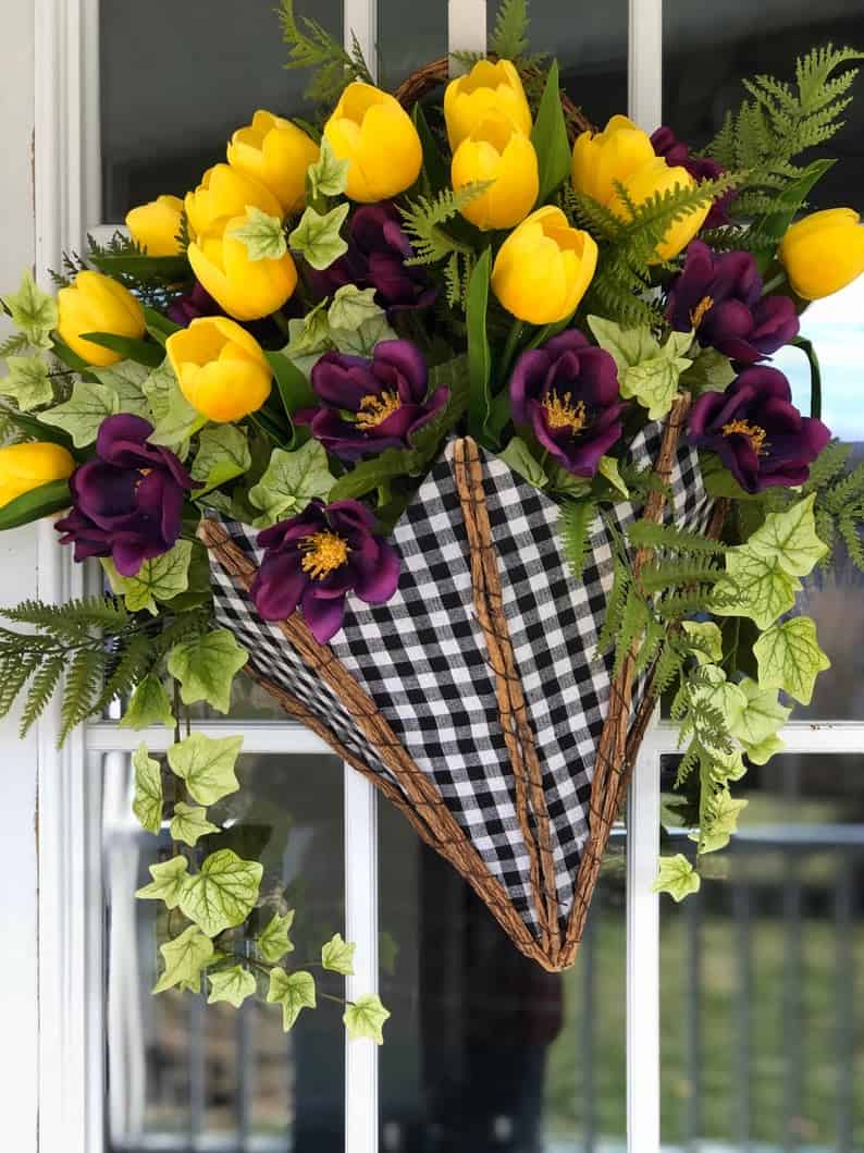 11. Umbrella Spring Wreath with tulips 11. Umbrella Spring Wreath with tulips