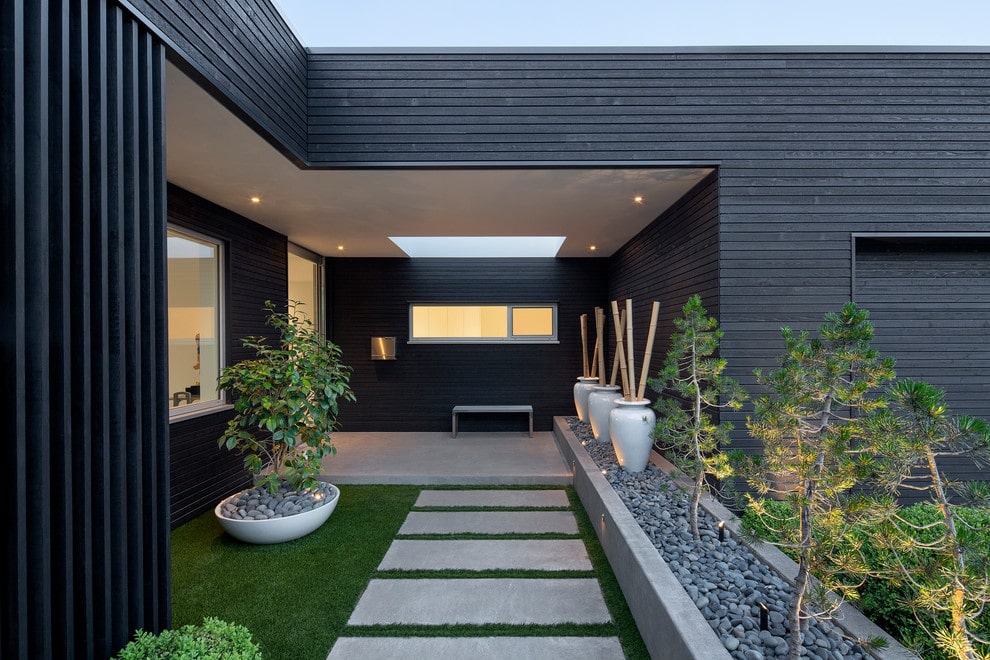 16 Beautiful Modern Landscape Designs That Prove Simple Is Perfect