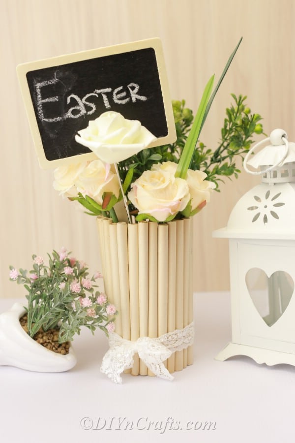 3. Farmhouse Inspired DIY Easter Centerpiece 3. Farmhouse Inspired DIY Easter Centerpiece