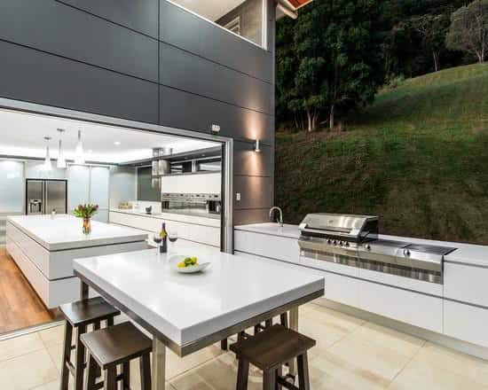 6 Decorated Environments with Barbecue Area 6 Decorated Environments with Barbecue Area