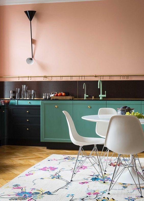 9 Pink Decorated Kitchens