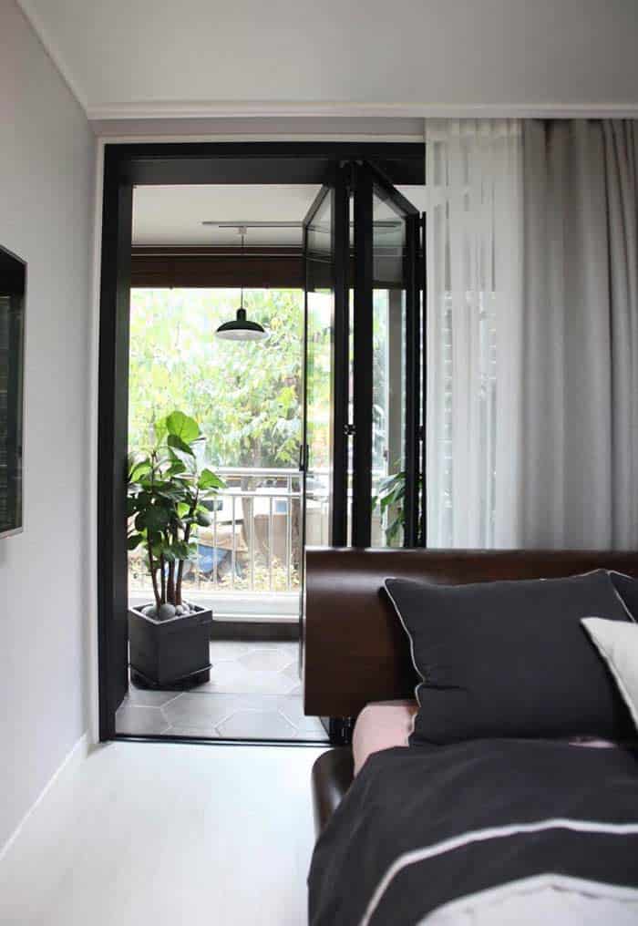 Shrimp Holder - Advantages and Disadvantages Shrimp Holder - Advantages and Disadvantages