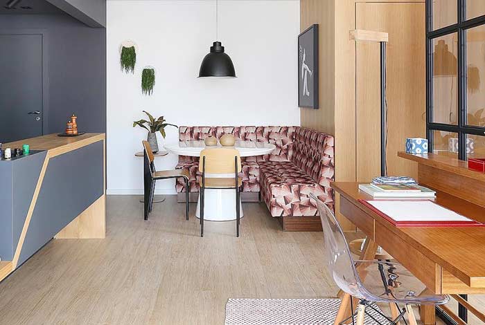 Vinyl Flooring - The Main Advantages and Characteristics of the Material Vinyl Flooring - The Main Advantages and Characteristics of the Material