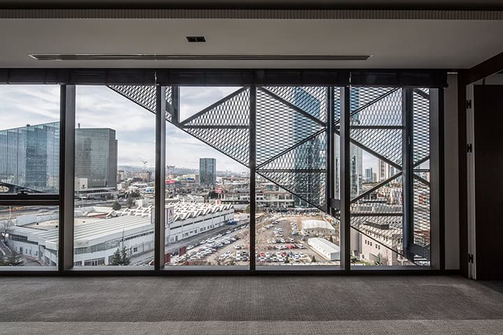 An Unusal Façade: Söğütözü Business Centre An Unusal Façade: Söğütözü Business Centre