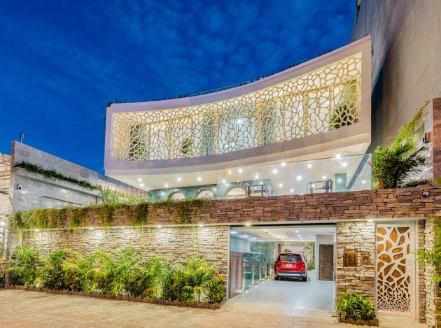 Coral Villa by HUNI Architects in Da Nang, Vietnam